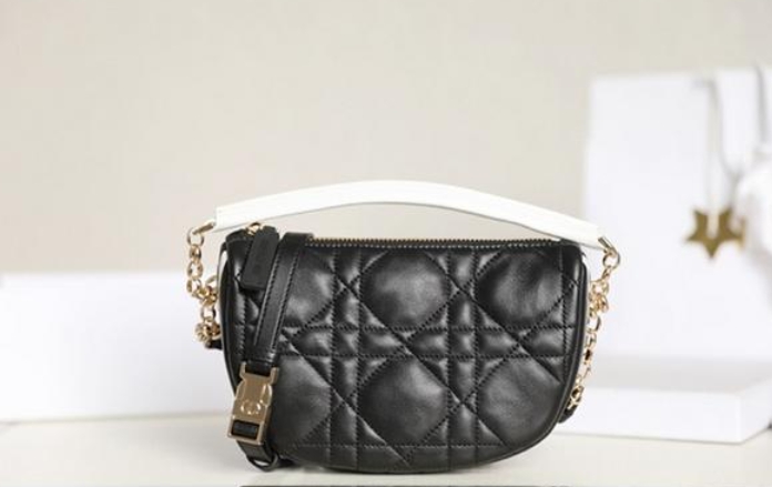 10537143f46102bedb2864d44a79a46e_1669801069_0066.jpg 10537143f46102bedb2864d44a79a46e_1669801069_0066.jpg