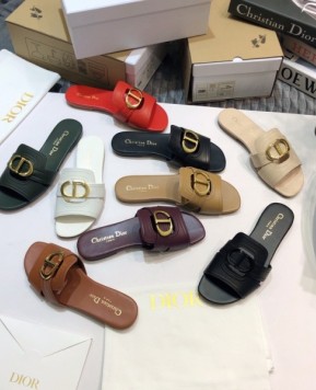 디올 CD 슬라이드