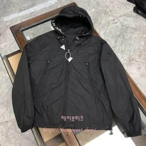 몽클레어 바람막이 자켓