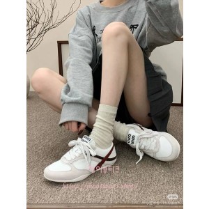 미우미우 스니커즈