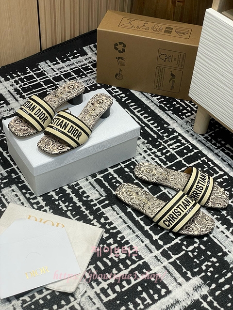 디올 디웨이 슬리퍼 (플랫,힐)