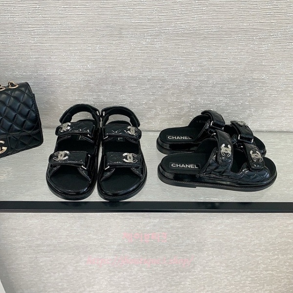 샤넬 벨크로 슬리퍼 샌들
