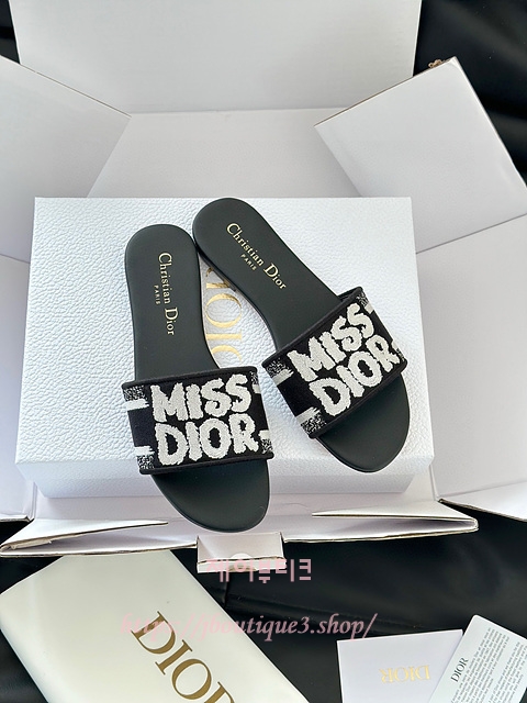 디올 디웨이 슬리퍼