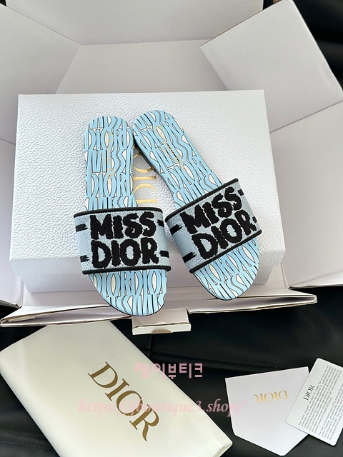 디올 디웨이 슬리퍼