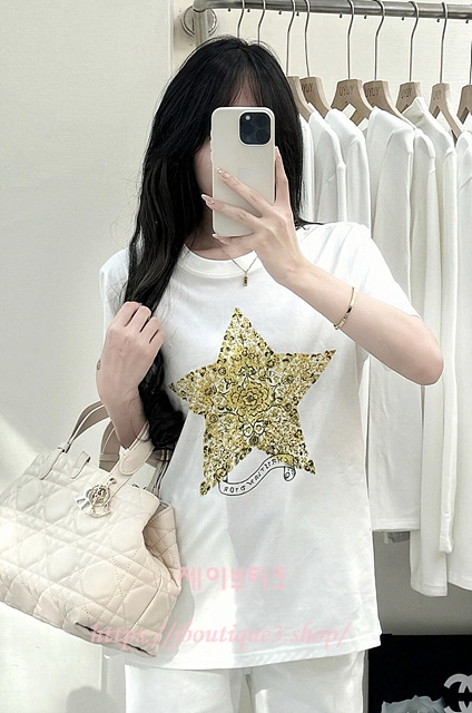 디올 반팔 티셔츠