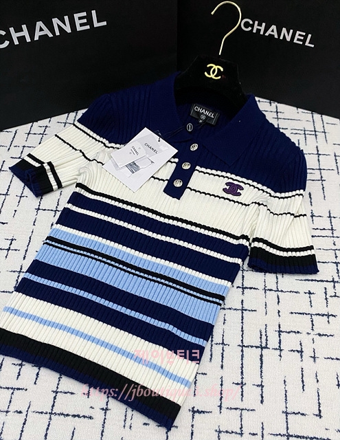 샤넬 반팔 카라 니트