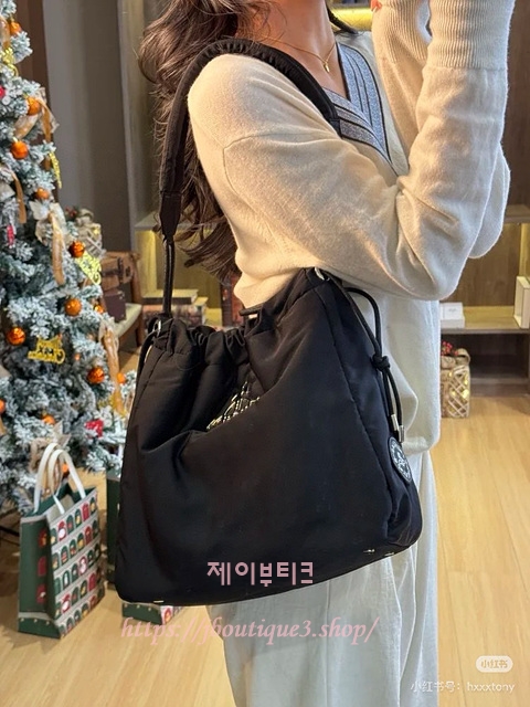 비비안 웨스트우드 드로스트링 버킷백