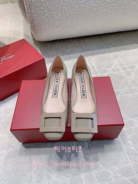 로저비비에 펌프스