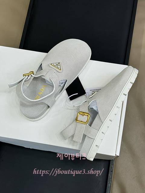 프라다 샌들