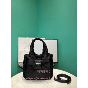 프라다 리본 장식 패딩 리나일론 미니백