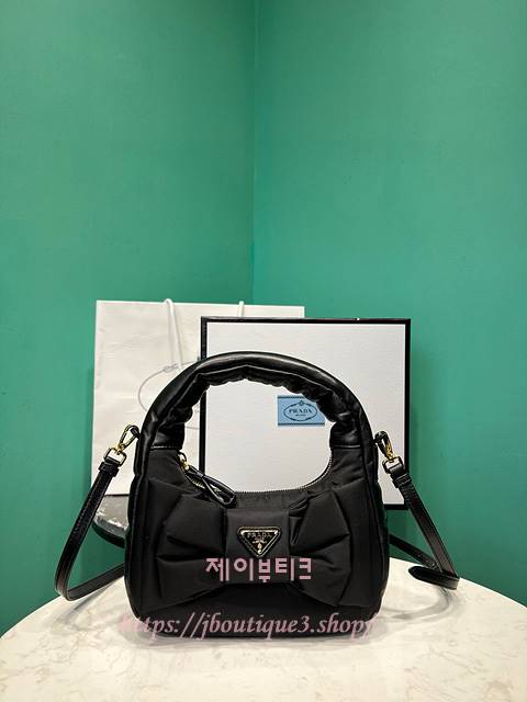 프라다 리본 장식 리나일론 및 나파 가죽 미니백