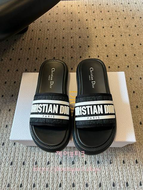 디올 슬리퍼