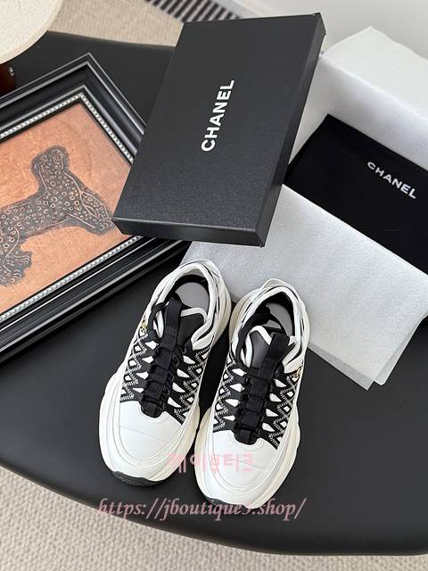 샤넬 믹스 드 파이버 스니커즈