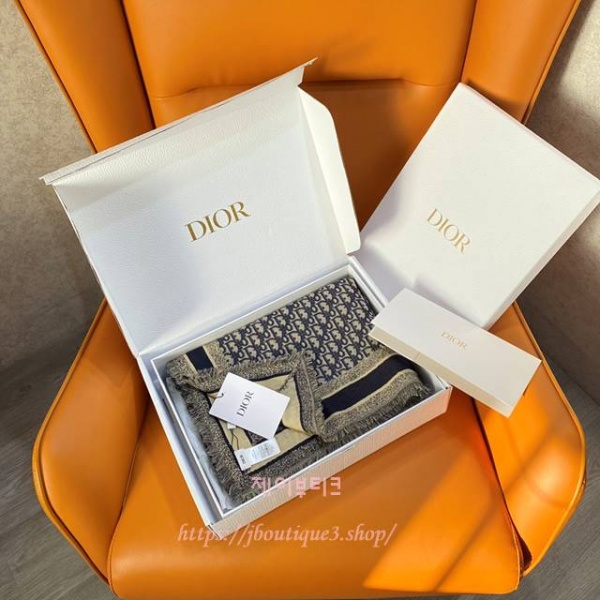 디올 스카프 머플러