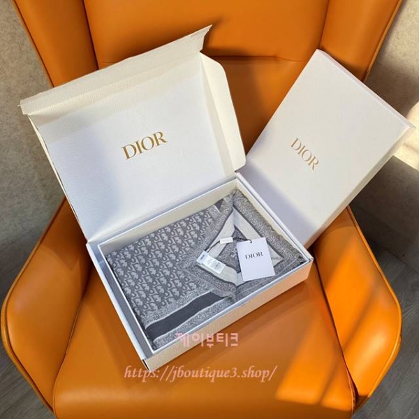 디올 스카프 머플러