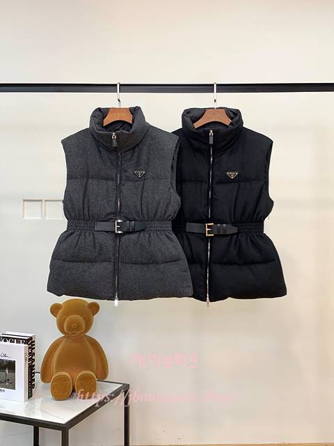 프라다 패딩 베스트 (2color)