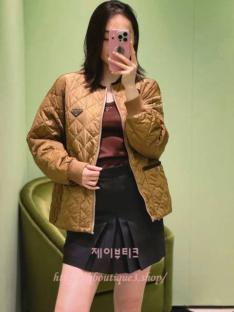 프라다 퀼팅 점퍼 (2color)