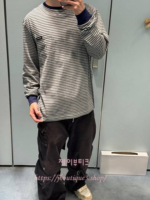 미우미우 남성 스트라이프 티셔츠