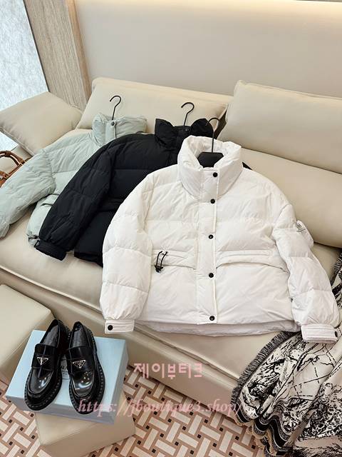 프라다 패딩 점퍼 (3color)