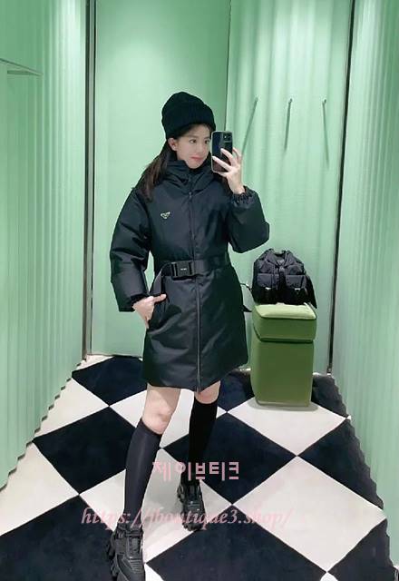 프라다 패딩 점퍼