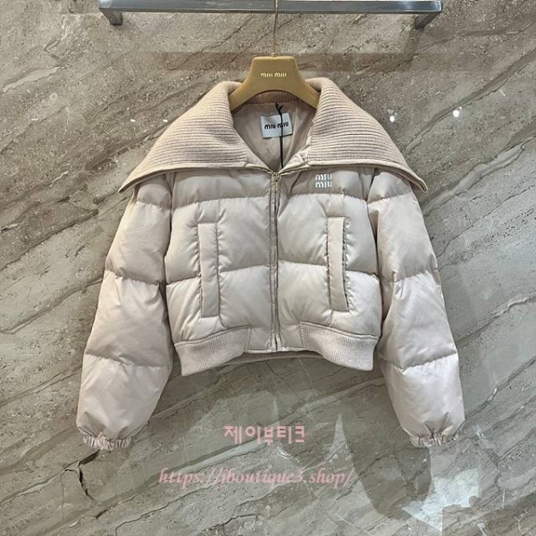 미우미우 패딩