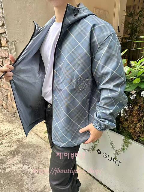 버버리 리비서블 남성 바람막이 자켓
