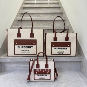 버버리 프레야 토트백 (미니,스몰,미디엄)