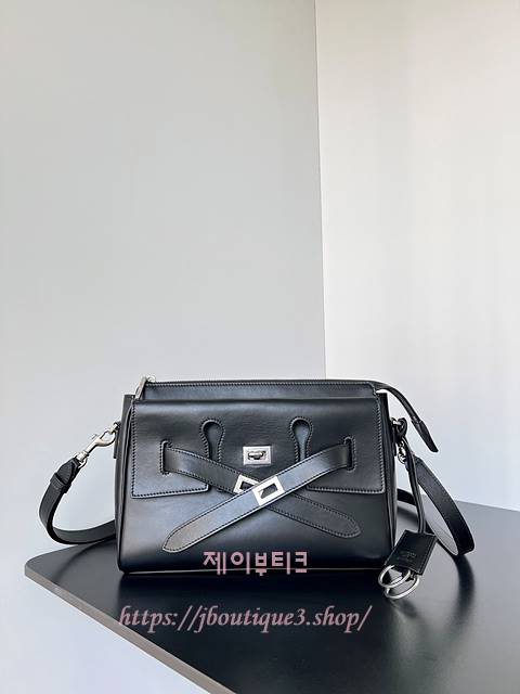 발렌시아가 벨 에어 메신저 크로스 백