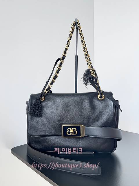 발렌시아가 modu 플랩 숄더백