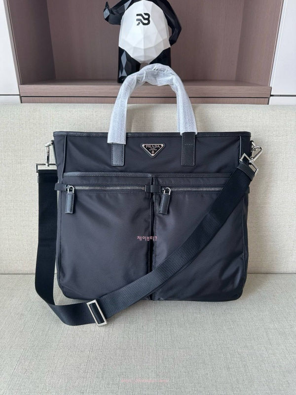 프라다 리나일론 및 사피아노 가죽 토트백