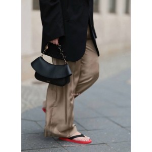 로에베 올라백 미디엄