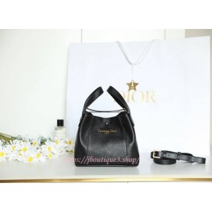 디올 시그니처 버킷백 스몰