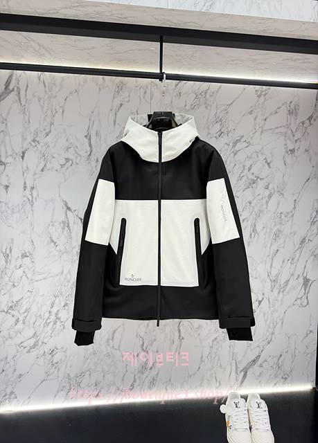 몽클레어 남성 후드 점퍼 (2color)