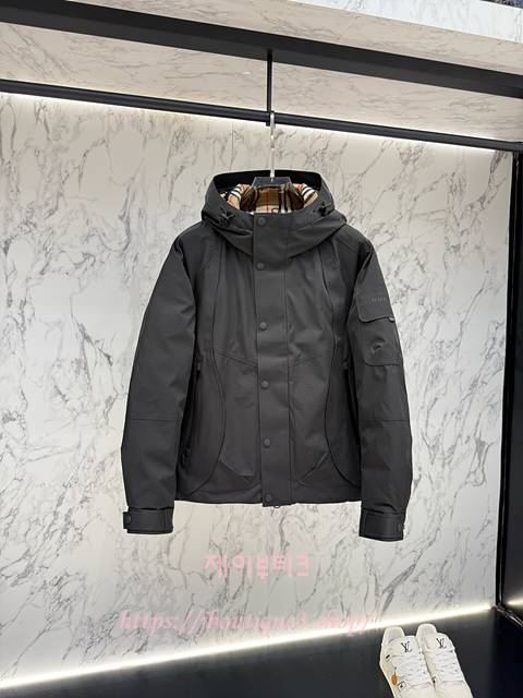 버버리 패디드 바람막이 자켓 (2color)