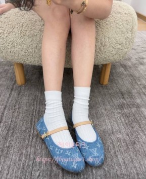 루이비통 로미 플랫 발레리나