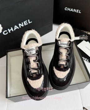 샤넬 시어링 스니커즈