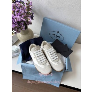 프라다 스니커즈