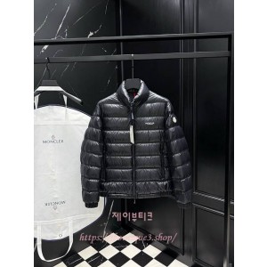 몽클레어 남성 1952 하기 쇼트 경량 패딩