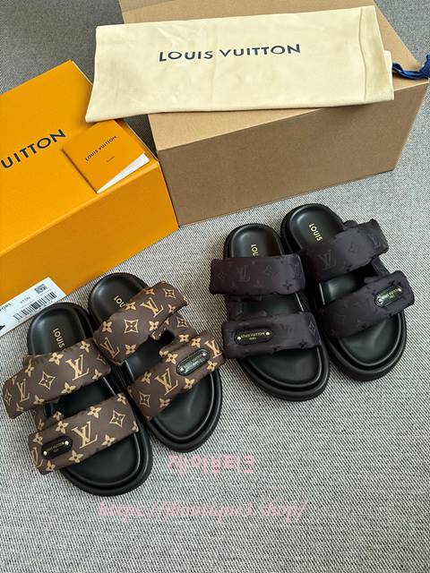 루이비통 풀 필로우 플랫 컴포트 뮬 (2color)