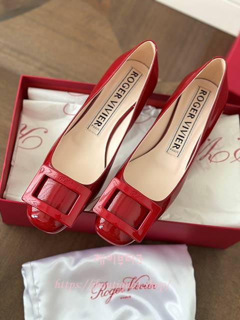 로저비비에 펌프스