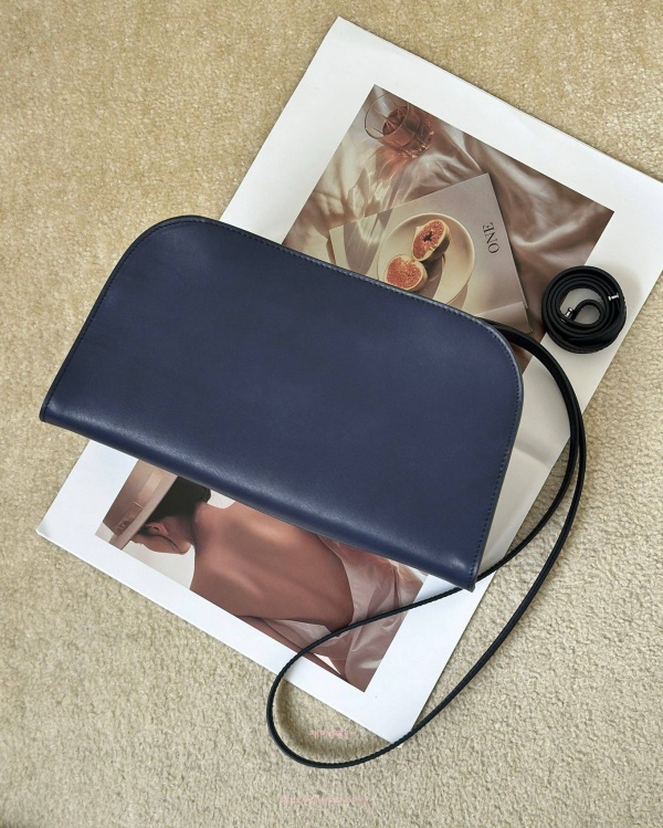 더로우 Peggy 페기 가죽 클러치