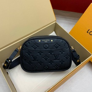 루이비통 타이니 카메라 백