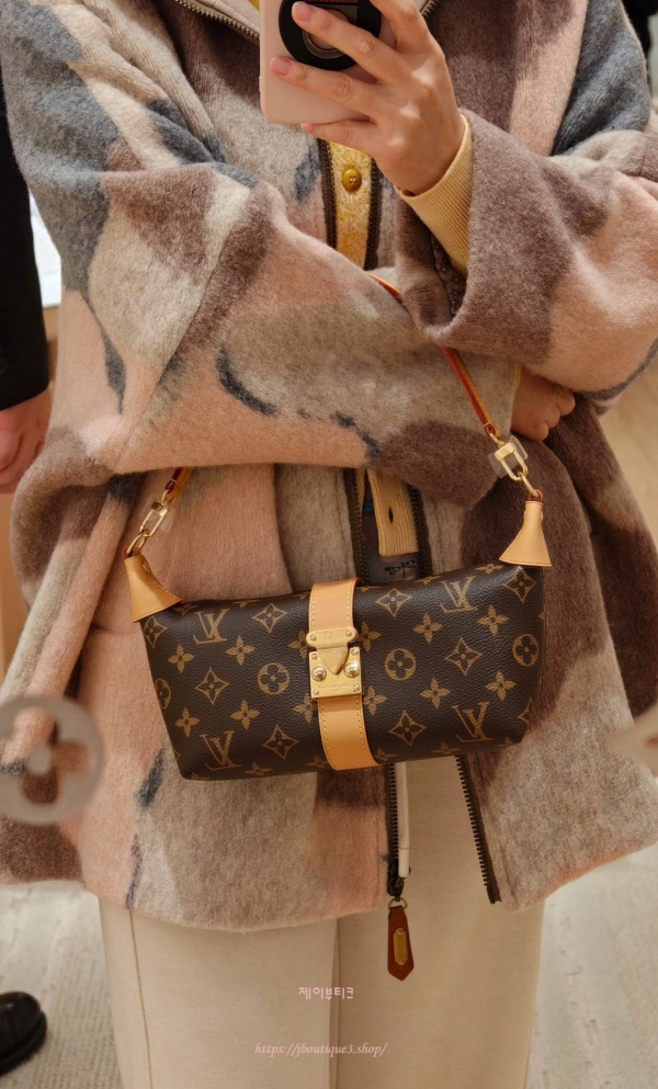 루이비통 포쉐트 미아