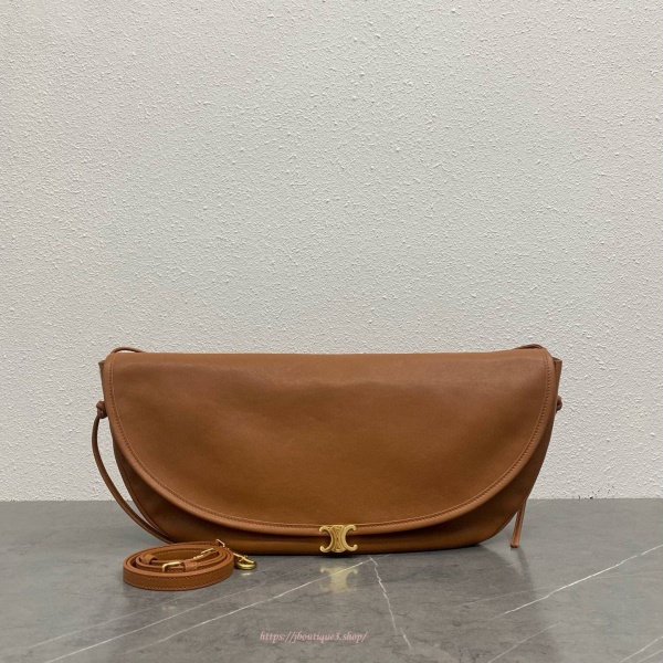 셀린느 하프문 소프트 트리옹프 백