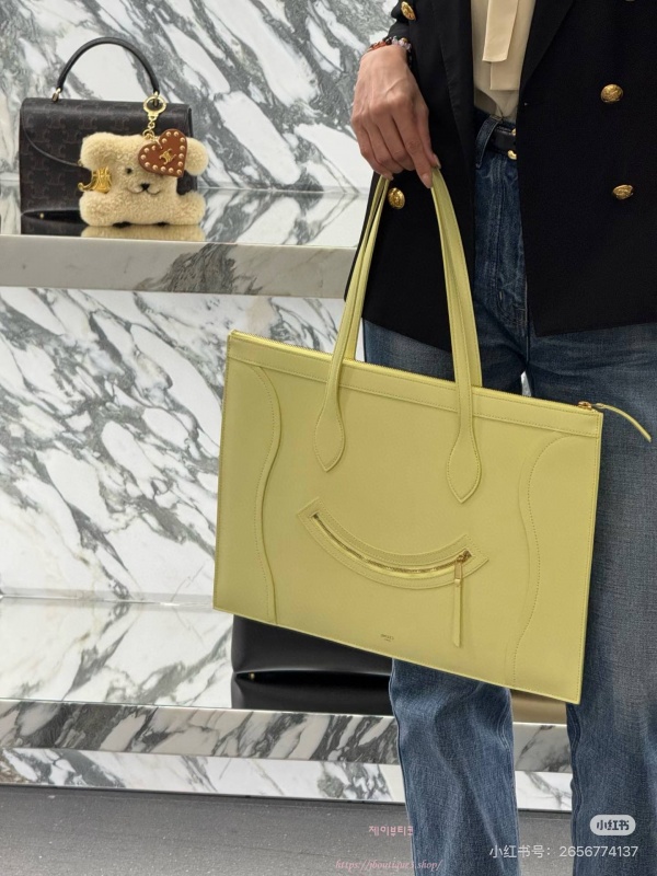 셀린느 플랫 카바스 뉴 러기지