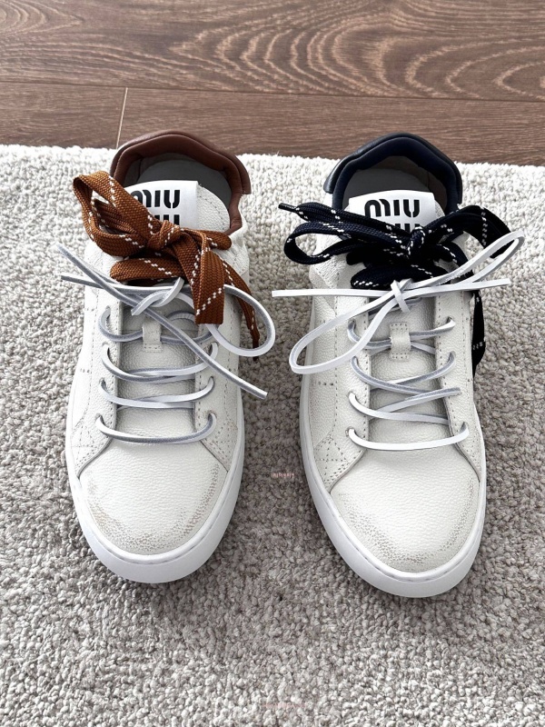 미우미우 스니커즈 (2color)
