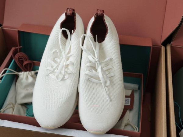 로로피아나 360 LP 플렉시 워크 남성 스니커즈