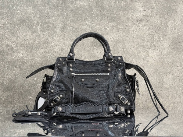 발렌시아가 네오 카골백