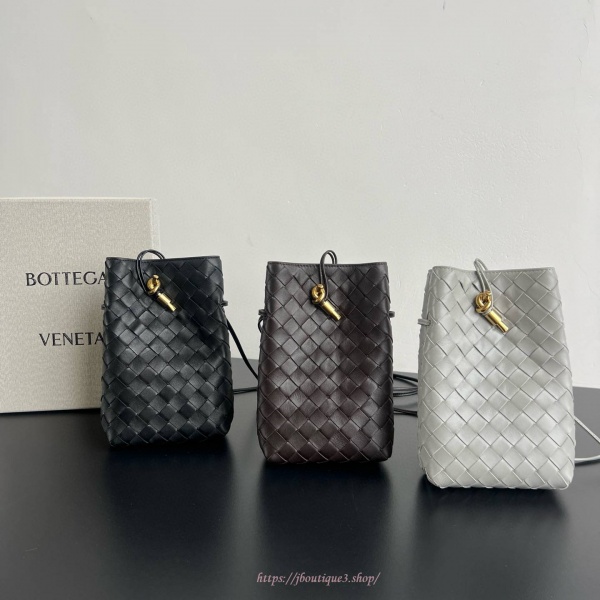 보테가 베네타 폰 파우치 (3color)