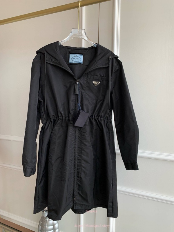 프라다 롱 바람막이 자켓